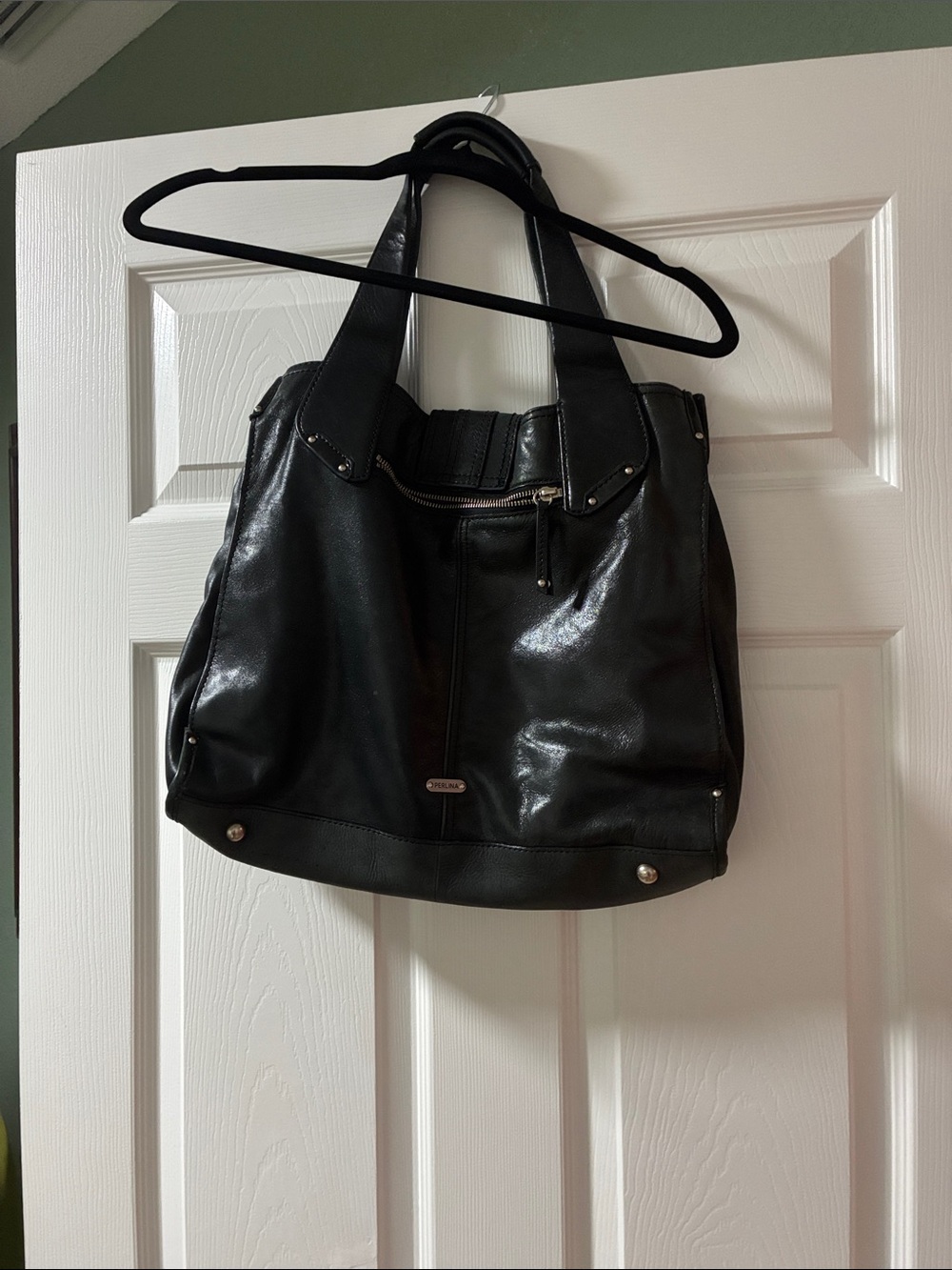 Perlina Black Shoulder Tote Bag.Supple leather